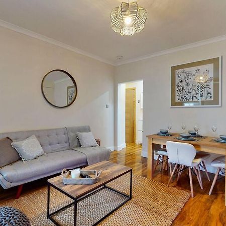 Fantastic 2 Bedroom Flat Near To Notting Hill London Exterior photo